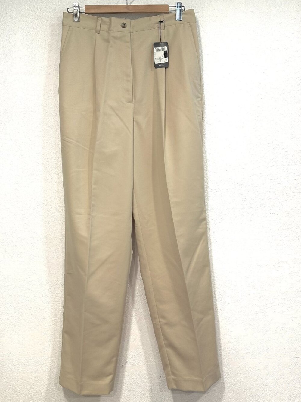New IZOD Golf Pants Pleated Khaki Beige High Rise Polyester W30xL30.5 Womens 12